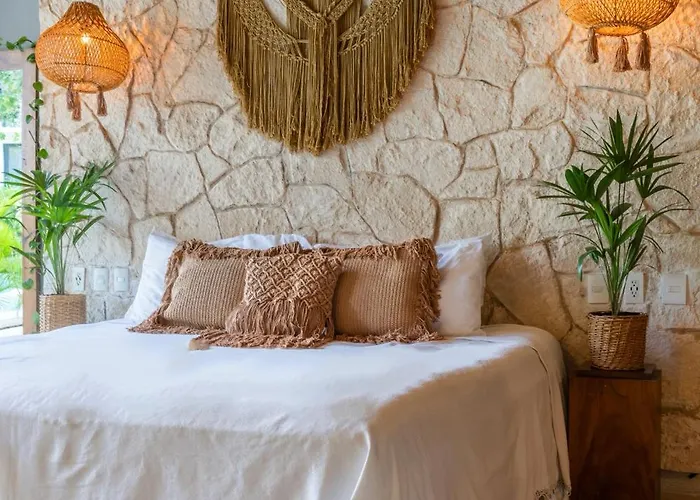 Luz De Luna I * Tulum